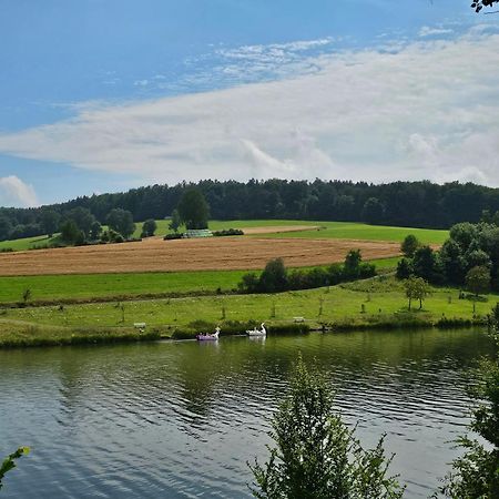 Ferienhaus "Gestiefelter Kater" Am See Im Bergland Кирххайм Екстериор снимка