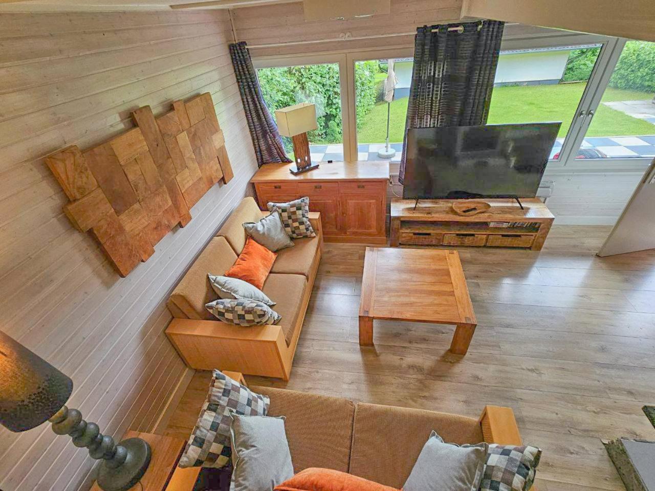 Ferienhaus "Gestiefelter Kater" Am See Im Bergland Кирххайм Екстериор снимка
